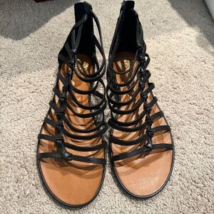 Vince Camuto Gladiator sandals